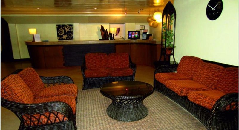 Hotel Cesario 麦克坦 外观 照片