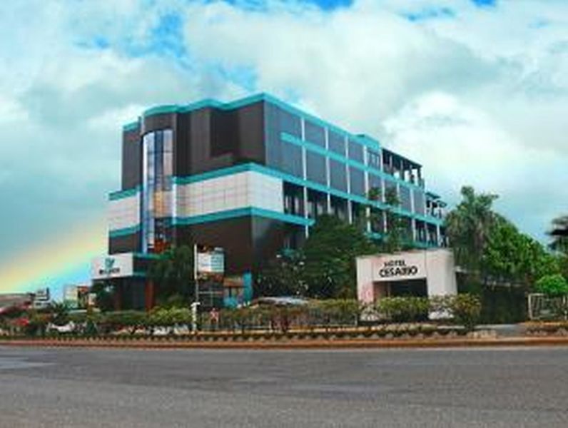 Hotel Cesario 麦克坦 外观 照片