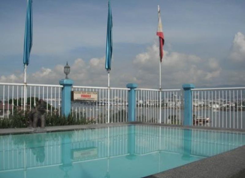 Hotel Cesario 麦克坦 外观 照片