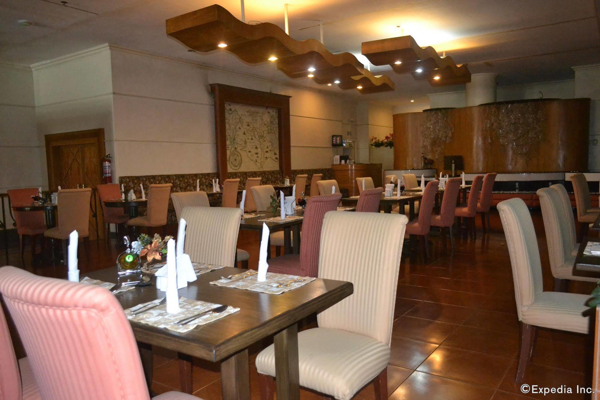 Hotel Cesario 麦克坦 外观 照片